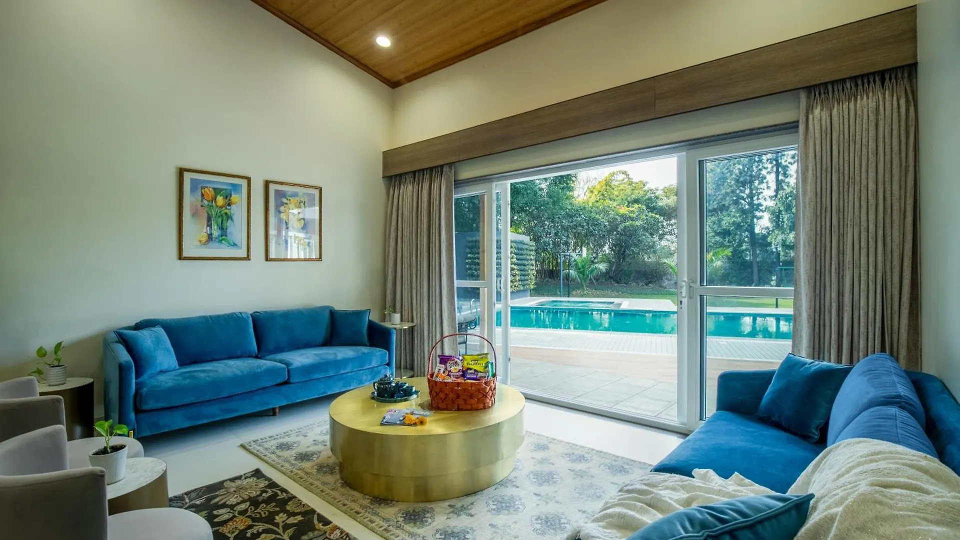 Elivaas 6 Bhk Farmstay With Pvt Pool & Garden - Esh Gurgaon India