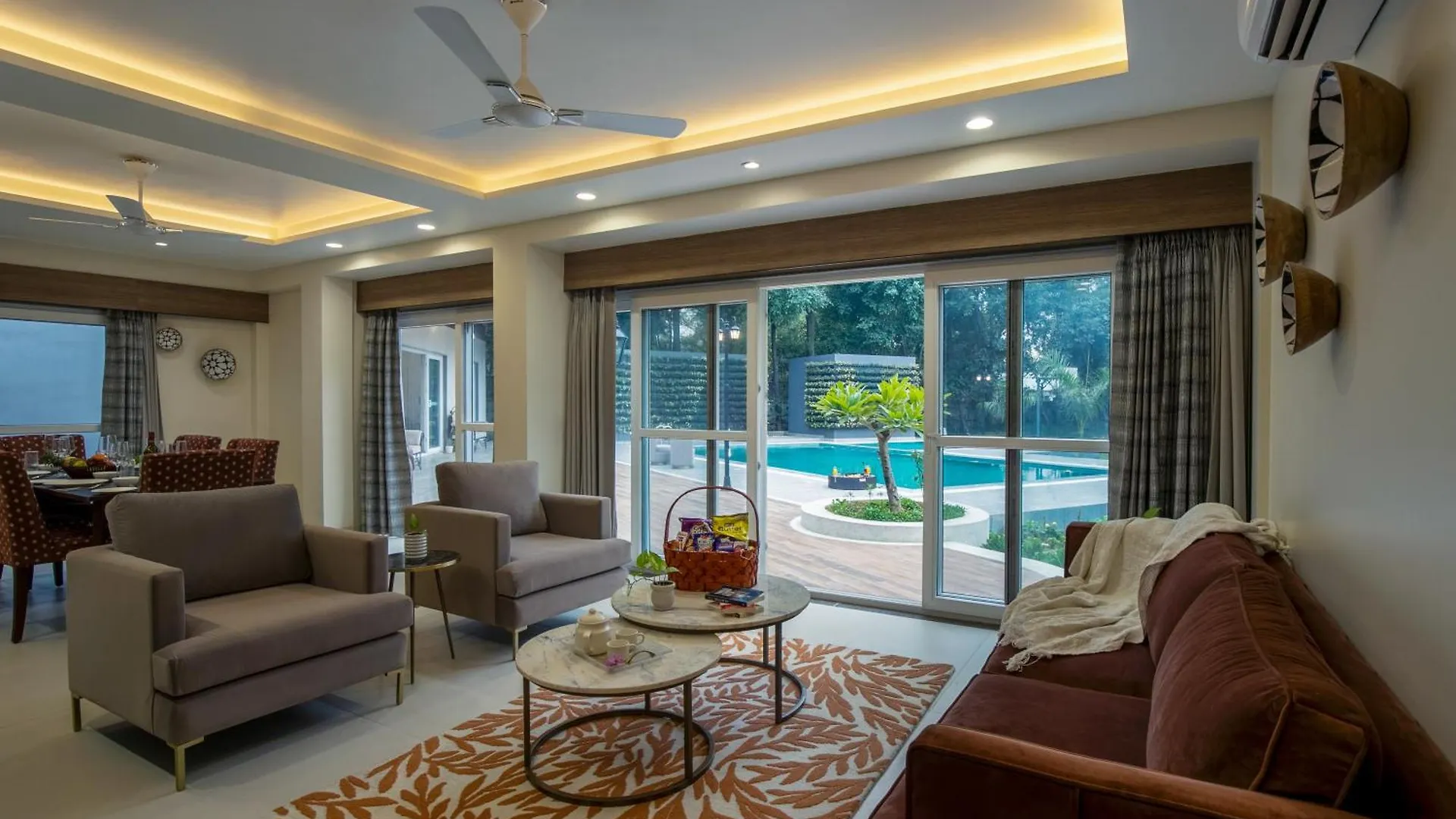 Elivaas 6 Bhk Farmstay With Pvt Pool & Garden - Esh Gurgaon