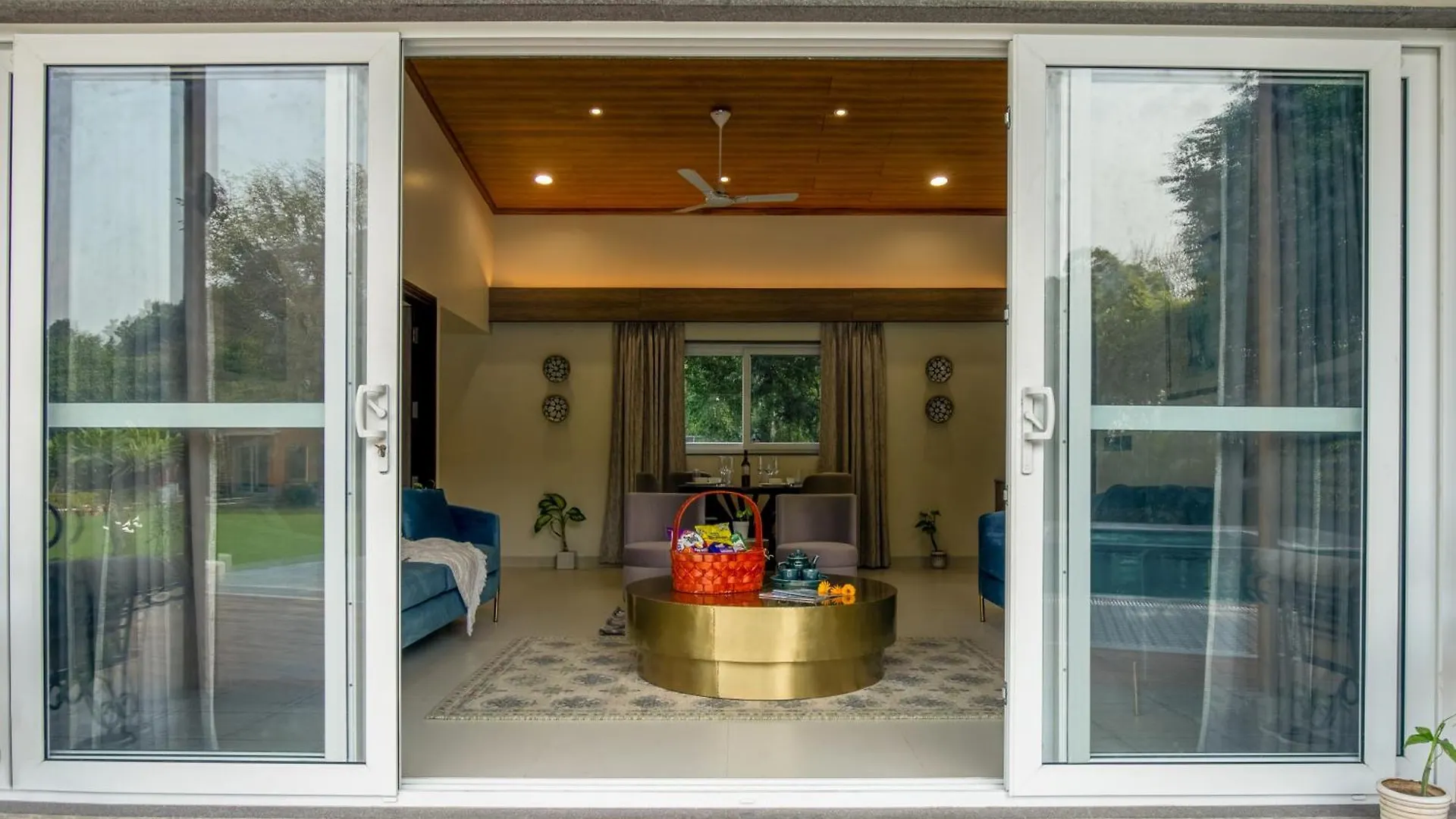 Villa Elivaas 6 Bhk Farmstay With Pvt Pool & Garden - Esh Gurgaon