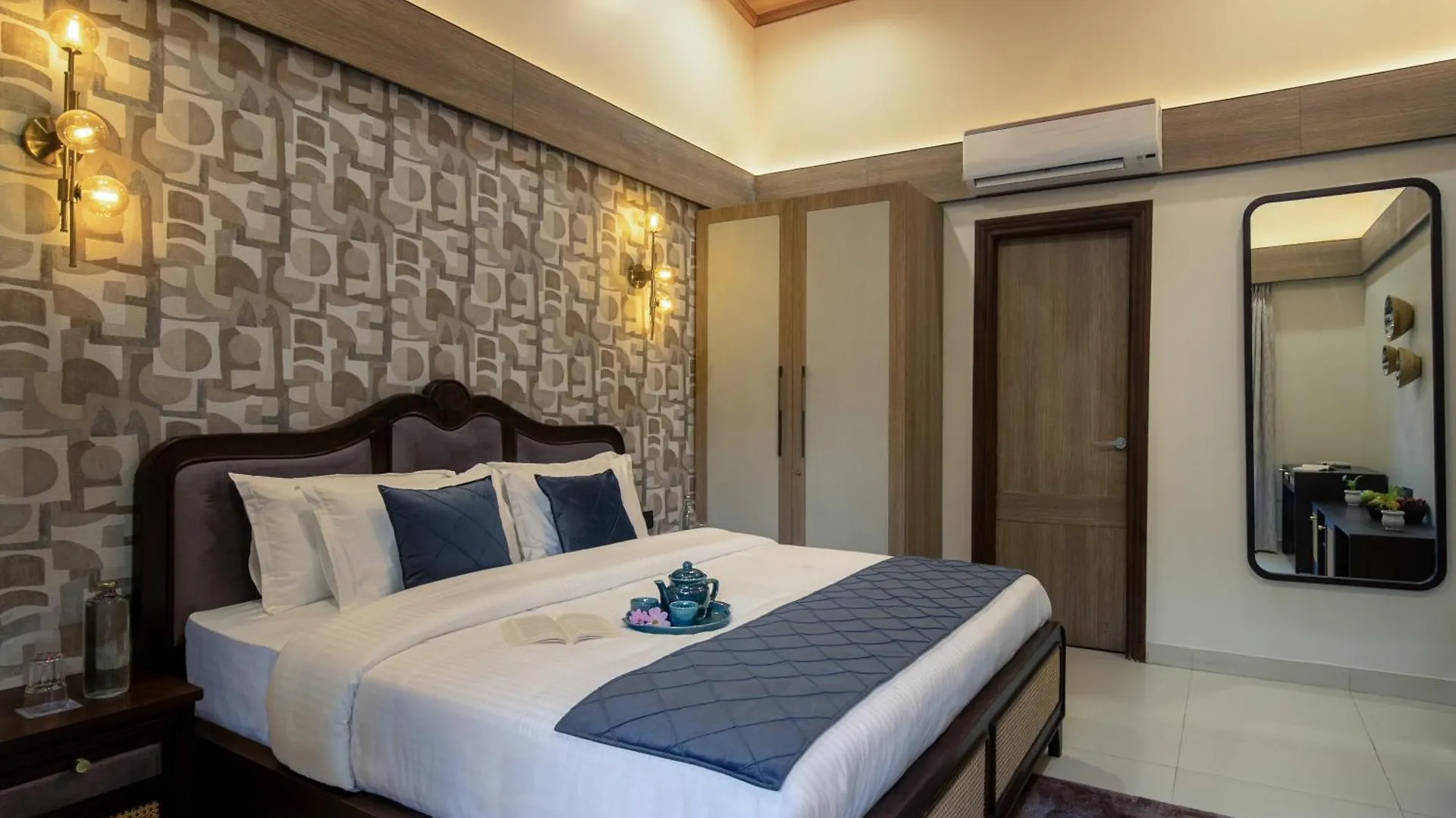 Elivaas 6 Bhk Farmstay With Pvt Pool & Garden - Esh Gurgaon
