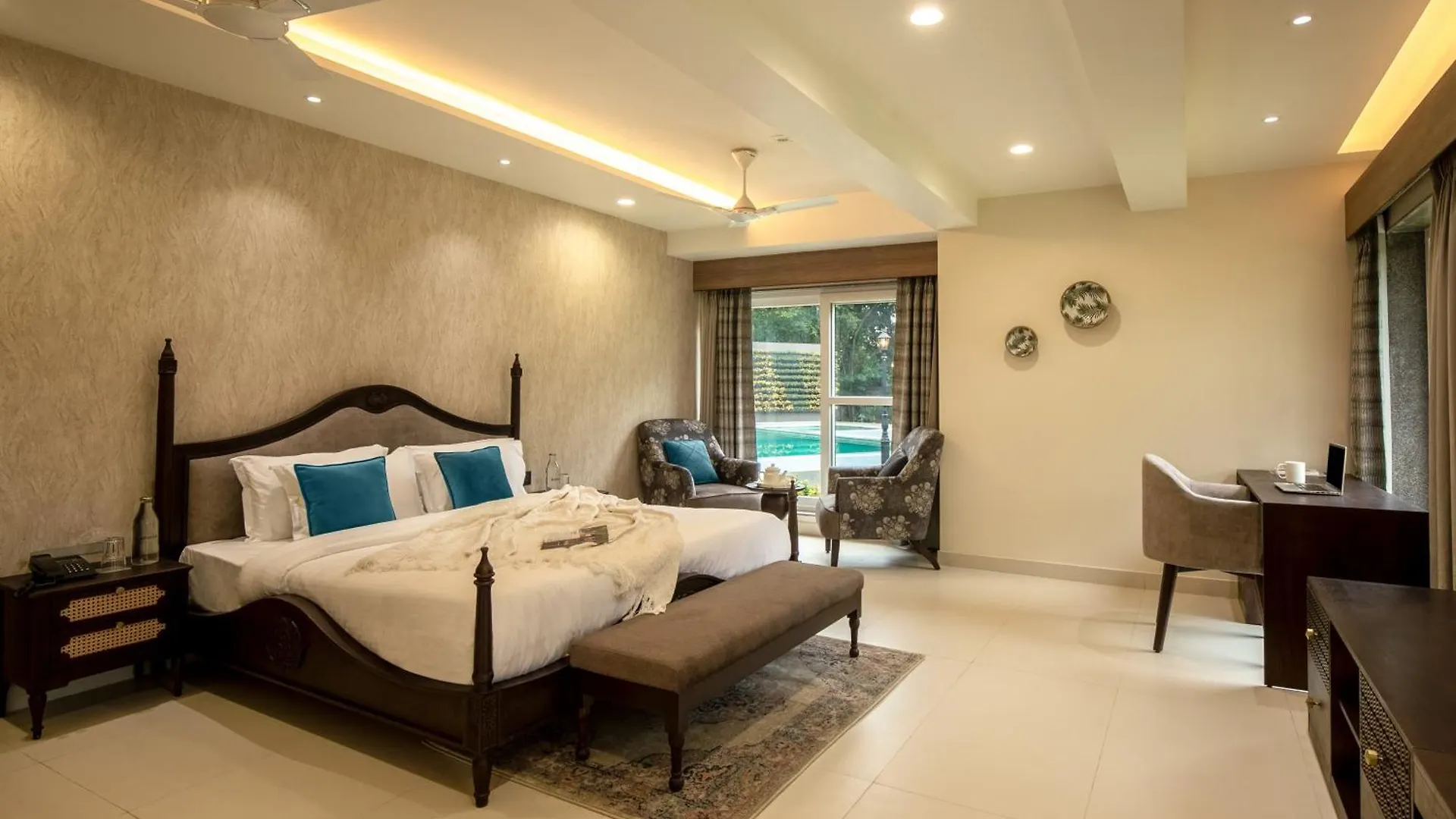 Elivaas 6 Bhk Farmstay With Pvt Pool & Garden - Esh Γκουργκάον 0*,  Ινδία